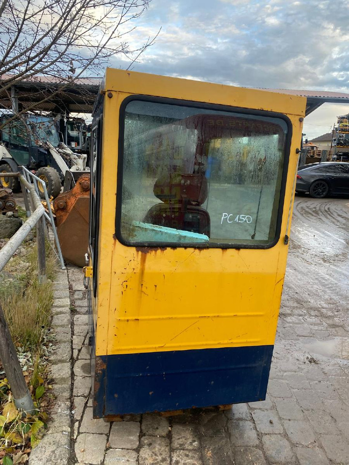 Komatsu PC 150 - Ohjaamo - Rakennuskoneet: kuva Komatsu PC 150 - Ohjaamo - Rakennuskoneet Komatsu PC 150 - Ohjaamo - Rakennuskoneet: kuva Komatsu PC 150 - Ohjaamo - Rakennuskoneet