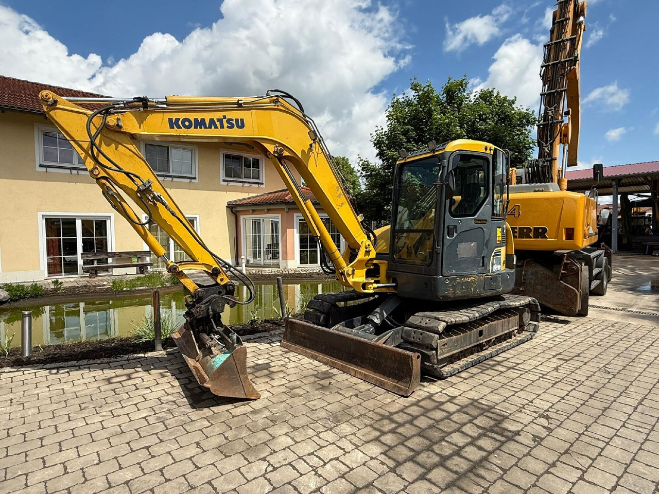 Komatsu PC 80 MR -3 - Telakaivukone: kuva Komatsu PC 80 MR -3 - Telakaivukone Komatsu PC 80 MR -3 - Telakaivukone: kuva Komatsu PC 80 MR -3 - Telakaivukone