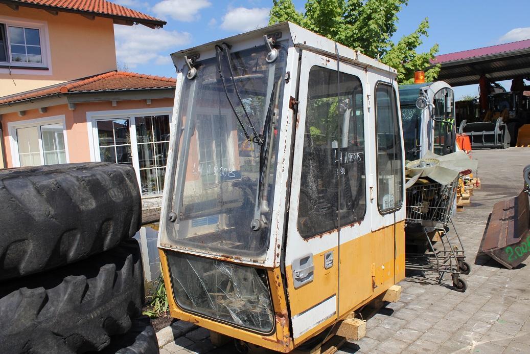 Liebherr A 900 B - Ohjaamo - Rakennuskoneet: kuva  Liebherr A 900 B - Ohjaamo - Rakennuskoneet Liebherr A 900 B - Ohjaamo - Rakennuskoneet: kuva  Liebherr A 900 B - Ohjaamo - Rakennuskoneet