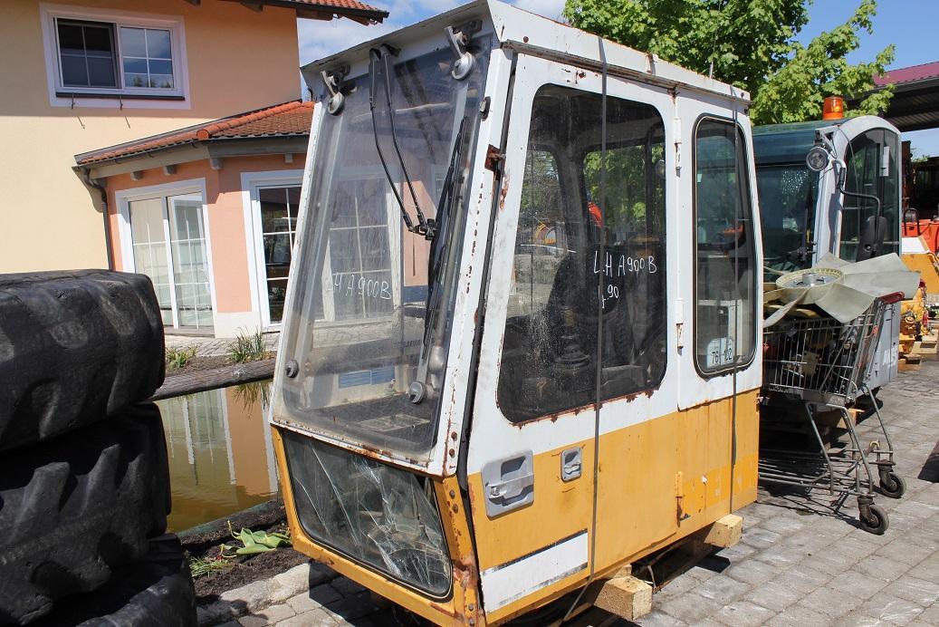 Liebherr A 900 B - Ohjaamo - Rakennuskoneet: kuva  Liebherr A 900 B - Ohjaamo - Rakennuskoneet Liebherr A 900 B - Ohjaamo - Rakennuskoneet: kuva  Liebherr A 900 B - Ohjaamo - Rakennuskoneet