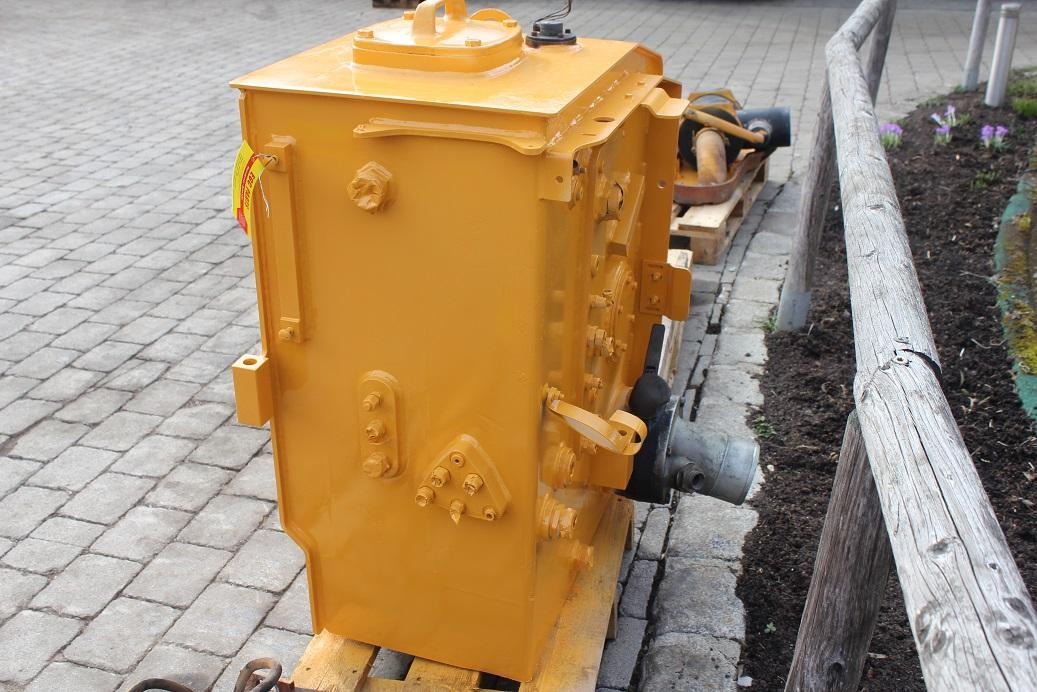 Liebherr A 904 C LIT - Polttoainetankki - Rakennuskoneet: kuva Liebherr A 904 C LIT - Polttoainetankki - Rakennuskoneet Liebherr A 904 C LIT - Polttoainetankki - Rakennuskoneet: kuva Liebherr A 904 C LIT - Polttoainetankki - Rakennuskoneet