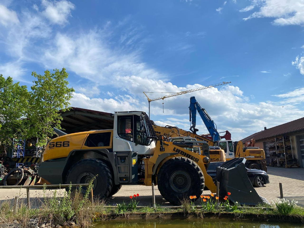 Pyöräkuormaaja Liebherr L 566 X Power: kuva Pyöräkuormaaja Liebherr L 566 X Power