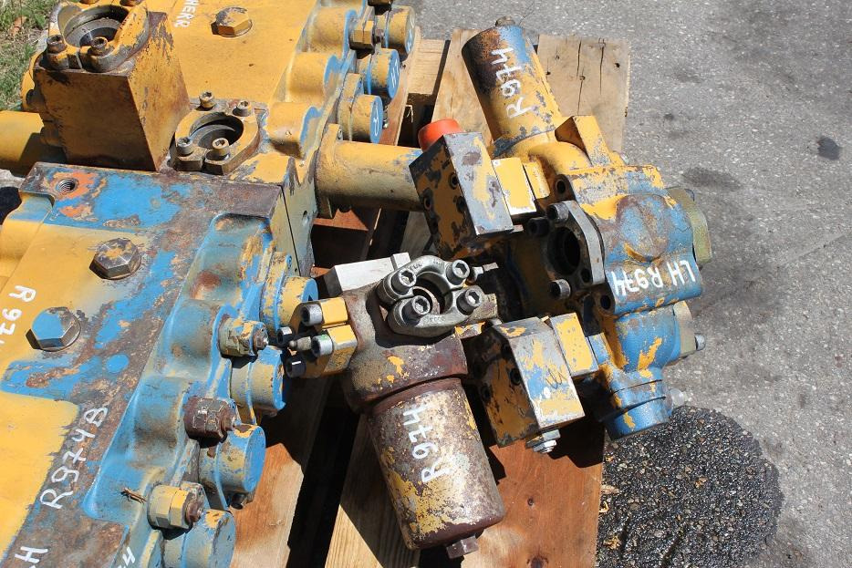 Liebherr R 974 - Hydrauliventtiili - Rakennuskoneet: kuva Liebherr R 974 - Hydrauliventtiili - Rakennuskoneet Liebherr R 974 - Hydrauliventtiili - Rakennuskoneet: kuva Liebherr R 974 - Hydrauliventtiili - Rakennuskoneet