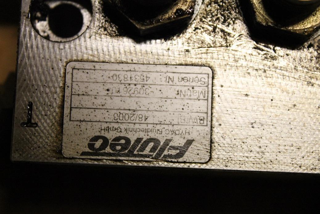 O&K MH Plus , New Holland - Hydrauliventtiili - Pyöräalustainen kaivinkone: kuva O&K MH Plus , New Holland - Hydrauliventtiili - Pyöräalustainen kaivinkone O&K MH Plus , New Holland - Hydrauliventtiili - Pyöräalustainen kaivinkone: kuva O&K MH Plus , New Holland - Hydrauliventtiili - Pyöräalustainen kaivinkone