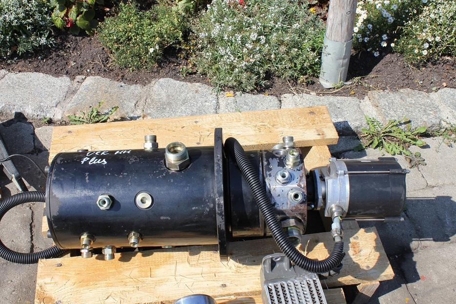 O&K MH plus / New Holland - Hydrauliikka - Pyöräalustainen kaivinkone: kuva O&K MH plus / New Holland - Hydrauliikka - Pyöräalustainen kaivinkone O&K MH plus / New Holland - Hydrauliikka - Pyöräalustainen kaivinkone: kuva O&K MH plus / New Holland - Hydrauliikka - Pyöräalustainen kaivinkone