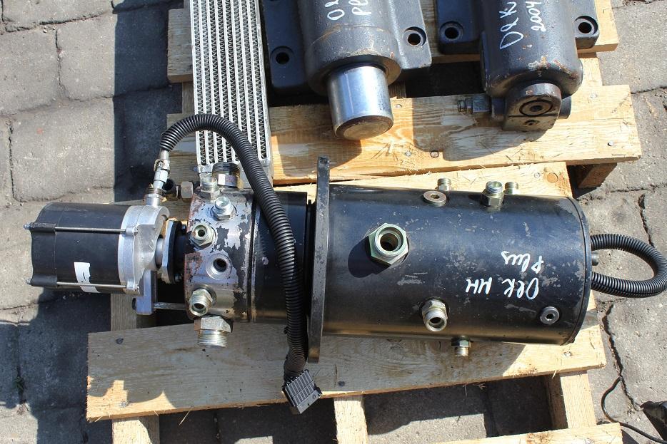 O&K MH plus / New Holland - Hydrauliikka - Pyöräalustainen kaivinkone: kuva O&K MH plus / New Holland - Hydrauliikka - Pyöräalustainen kaivinkone O&K MH plus / New Holland - Hydrauliikka - Pyöräalustainen kaivinkone: kuva O&K MH plus / New Holland - Hydrauliikka - Pyöräalustainen kaivinkone