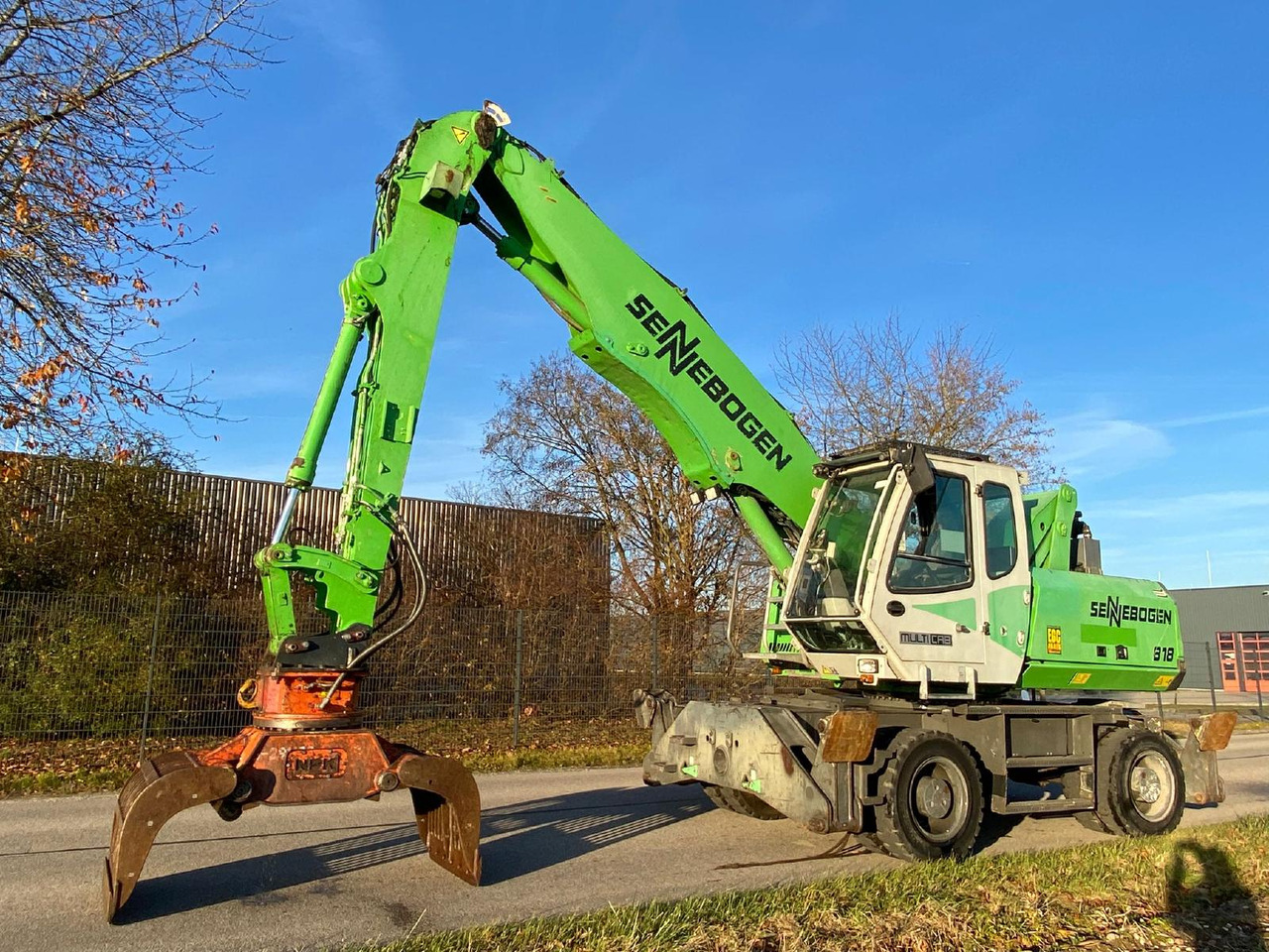 Sennebogen 818 - Materiaalinkäsittelykone: kuva Sennebogen 818 - Materiaalinkäsittelykone Sennebogen 818 - Materiaalinkäsittelykone: kuva Sennebogen 818 - Materiaalinkäsittelykone