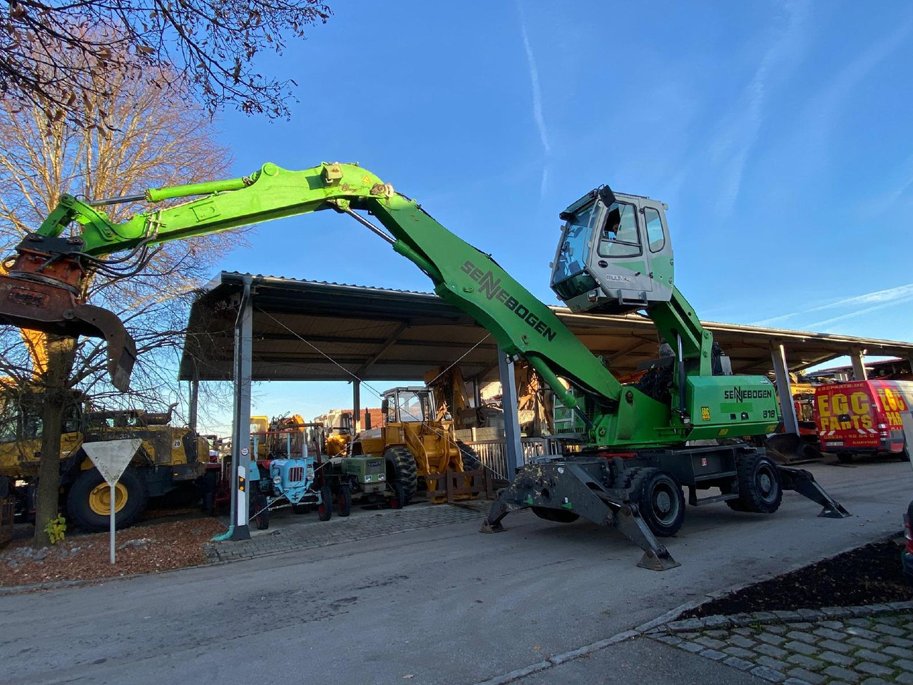 Sennebogen 818 - Materiaalinkäsittelykone: kuva Sennebogen 818 - Materiaalinkäsittelykone Sennebogen 818 - Materiaalinkäsittelykone: kuva Sennebogen 818 - Materiaalinkäsittelykone