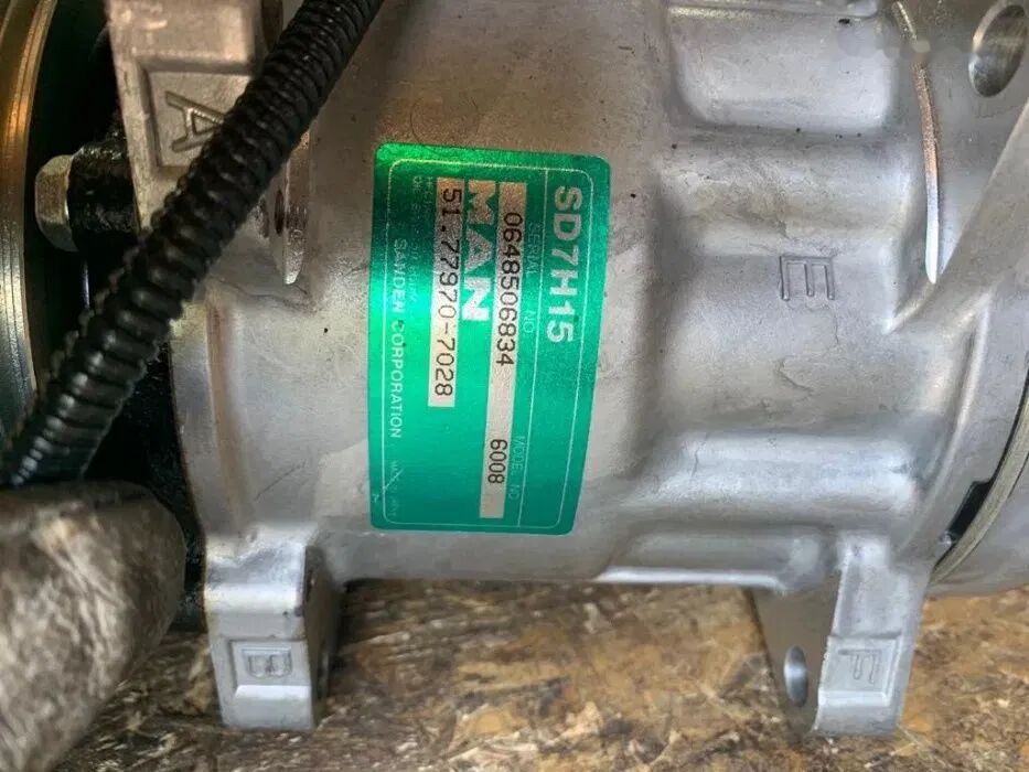Kompresor Klimatyzacji MAN Sanden 6008 24V NOWY Oryginał Części 51.779707028 MAN - Ilmastoinnin kompressori - Kuorma-auto: kuva Kompresor Klimatyzacji MAN Sanden 6008 24V NOWY Oryginał Części 51.779707028 MAN - Ilmastoinnin kompressori - Kuorma-auto Kompresor Klimatyzacji MAN Sanden 6008 24V NOWY Oryginał Części 51.779707028 MAN - Ilmastoinnin kompressori - Kuorma-auto: kuva Kompresor Klimatyzacji MAN Sanden 6008 24V NOWY Oryginał Części 51.779707028 MAN - Ilmastoinnin kompressori - Kuorma-auto