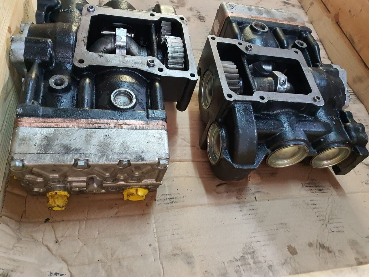 Voith 51.54100-7298 MAN Trucks truck - Kompressori - Kuorma-auto: kuva Voith 51.54100-7298 MAN Trucks truck - Kompressori - Kuorma-auto Voith 51.54100-7298 MAN Trucks truck - Kompressori - Kuorma-auto: kuva Voith 51.54100-7298 MAN Trucks truck - Kompressori - Kuorma-auto