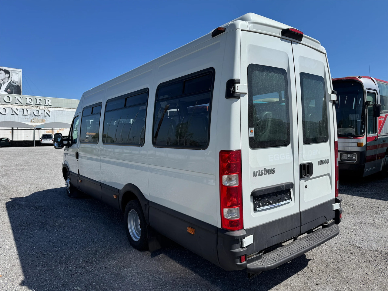 IVECO DAILY WAY - Turistibussi: kuva IVECO DAILY WAY - Turistibussi IVECO DAILY WAY - Turistibussi: kuva IVECO DAILY WAY - Turistibussi