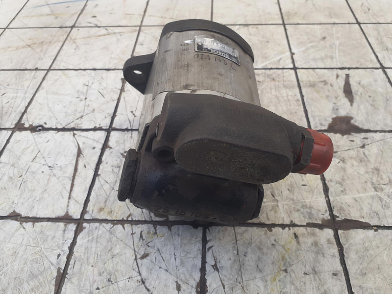 Bosch LTM 1090 emergency steering pump - Hydraulisen tehostimen pumppu - Nosturi: kuva Bosch LTM 1090 emergency steering pump - Hydraulisen tehostimen pumppu - Nosturi Bosch LTM 1090 emergency steering pump - Hydraulisen tehostimen pumppu - Nosturi: kuva Bosch LTM 1090 emergency steering pump - Hydraulisen tehostimen pumppu - Nosturi