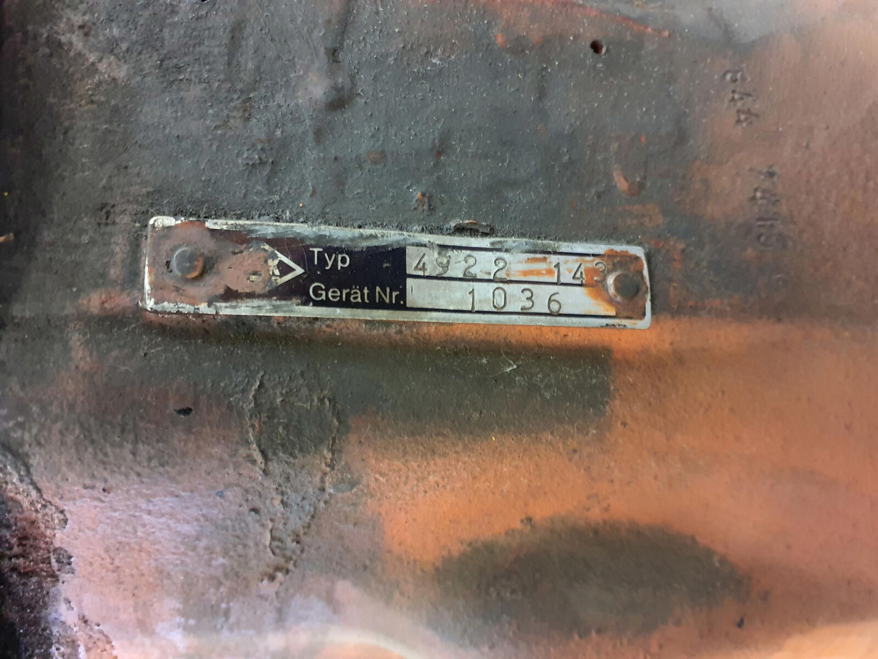 FAUN Faun RTF 50 end differential 12x31 - Differentiaali - Ajoneuvonosturi: kuva FAUN Faun RTF 50 end differential 12x31 - Differentiaali - Ajoneuvonosturi FAUN Faun RTF 50 end differential 12x31 - Differentiaali - Ajoneuvonosturi: kuva FAUN Faun RTF 50 end differential 12x31 - Differentiaali - Ajoneuvonosturi