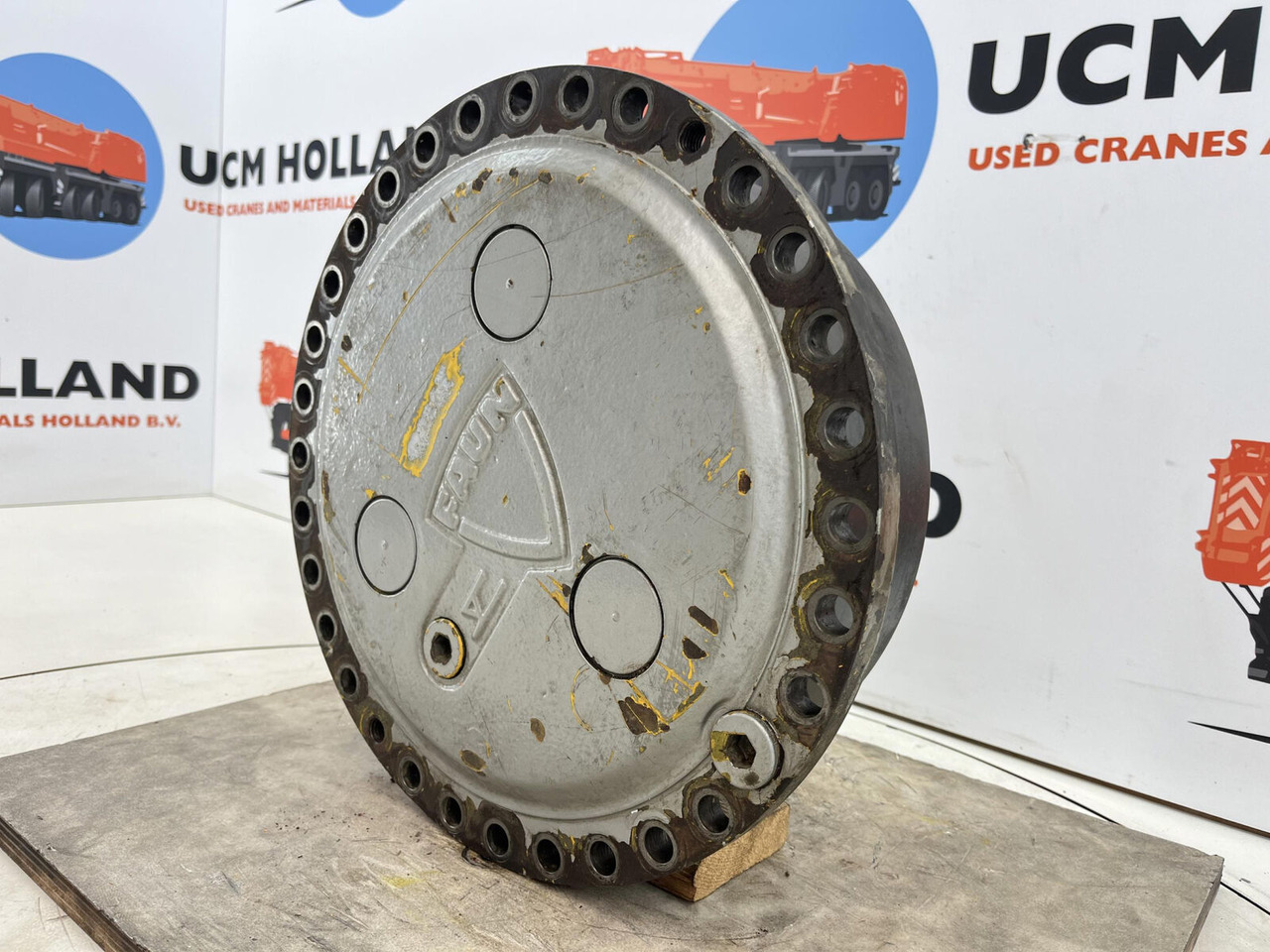 FAUN RTF 30 Planetary gear 15-23-63-36-3pl-H25-24 - Ajomoottori - Nosturi: kuva FAUN RTF 30 Planetary gear 15-23-63-36-3pl-H25-24 - Ajomoottori - Nosturi FAUN RTF 30 Planetary gear 15-23-63-36-3pl-H25-24 - Ajomoottori - Nosturi: kuva FAUN RTF 30 Planetary gear 15-23-63-36-3pl-H25-24 - Ajomoottori - Nosturi