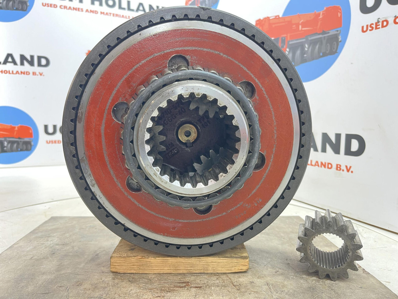 FAUN RTF 30 Planetary gear 15-23-63-36-3pl-H25-24 - Ajomoottori - Nosturi: kuva FAUN RTF 30 Planetary gear 15-23-63-36-3pl-H25-24 - Ajomoottori - Nosturi FAUN RTF 30 Planetary gear 15-23-63-36-3pl-H25-24 - Ajomoottori - Nosturi: kuva FAUN RTF 30 Planetary gear 15-23-63-36-3pl-H25-24 - Ajomoottori - Nosturi