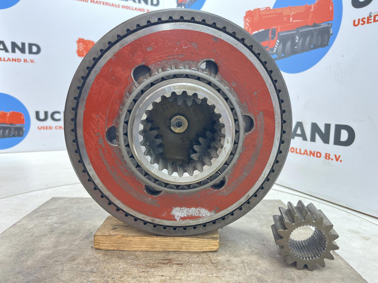 FAUN RTF 30 Planetary gear 15-23-63-36-3pl-H25-24 - Ajomoottori - Nosturi: kuva FAUN RTF 30 Planetary gear 15-23-63-36-3pl-H25-24 - Ajomoottori - Nosturi FAUN RTF 30 Planetary gear 15-23-63-36-3pl-H25-24 - Ajomoottori - Nosturi: kuva FAUN RTF 30 Planetary gear 15-23-63-36-3pl-H25-24 - Ajomoottori - Nosturi