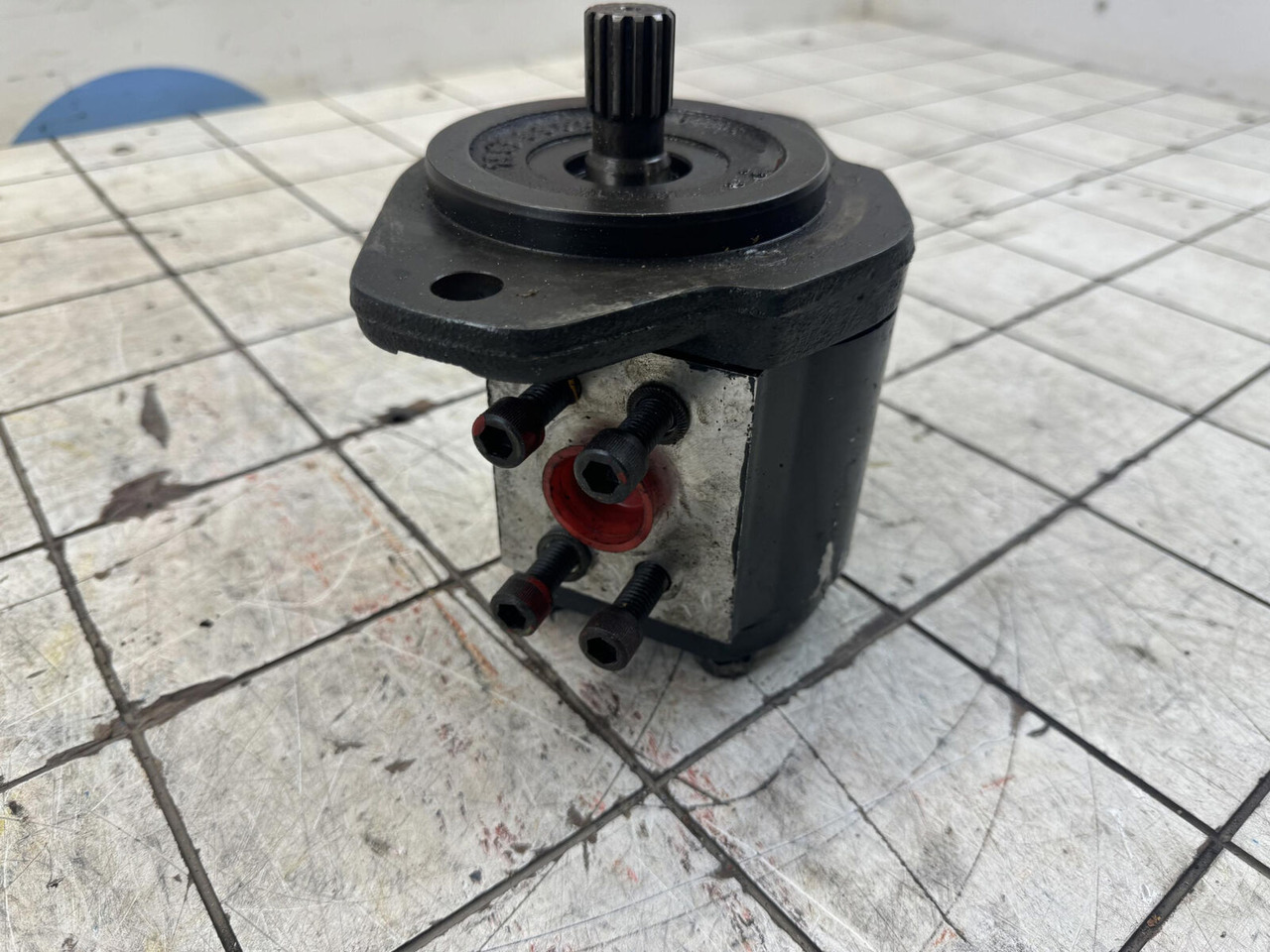 Gear pump - Hydraulipumppu - Nosturi: kuva Gear pump - Hydraulipumppu - Nosturi Gear pump - Hydraulipumppu - Nosturi: kuva Gear pump - Hydraulipumppu - Nosturi