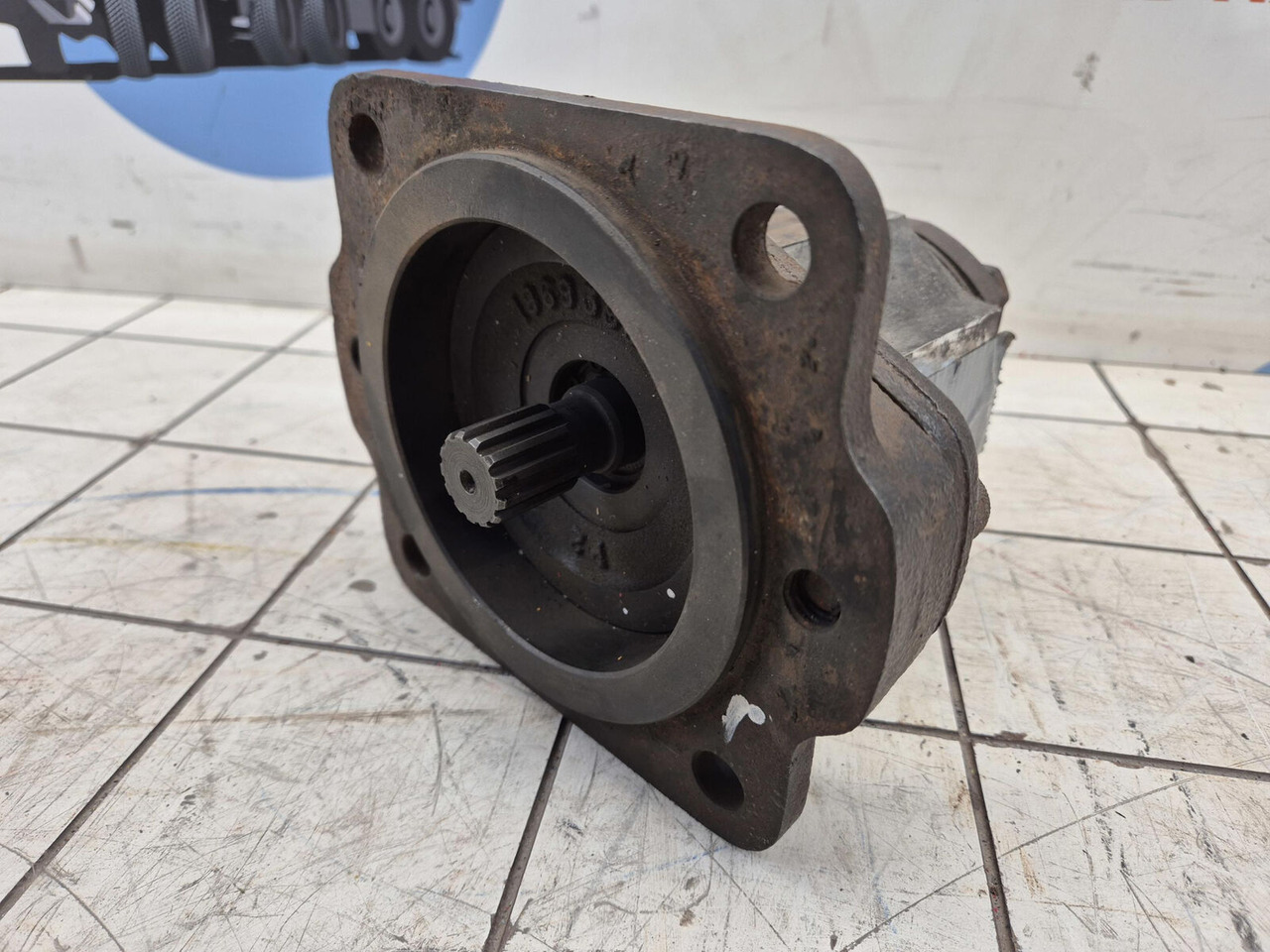 Gear pump - Hydraulipumppu - Ajoneuvonosturi: kuva Gear pump - Hydraulipumppu - Ajoneuvonosturi Gear pump - Hydraulipumppu - Ajoneuvonosturi: kuva Gear pump - Hydraulipumppu - Ajoneuvonosturi