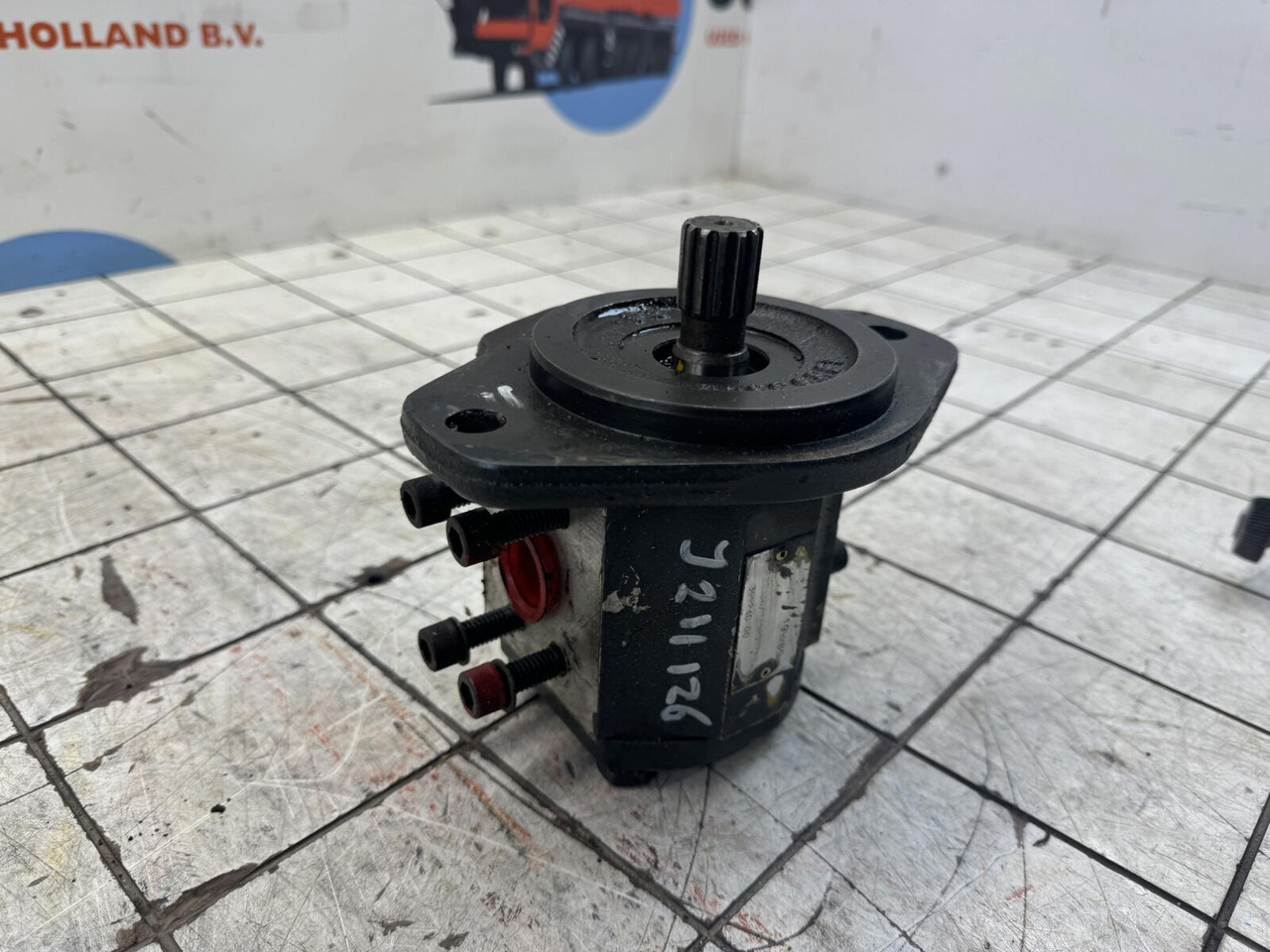 Gear pump - Hydraulipumppu - Nosturi: kuva Gear pump - Hydraulipumppu - Nosturi Gear pump - Hydraulipumppu - Nosturi: kuva Gear pump - Hydraulipumppu - Nosturi