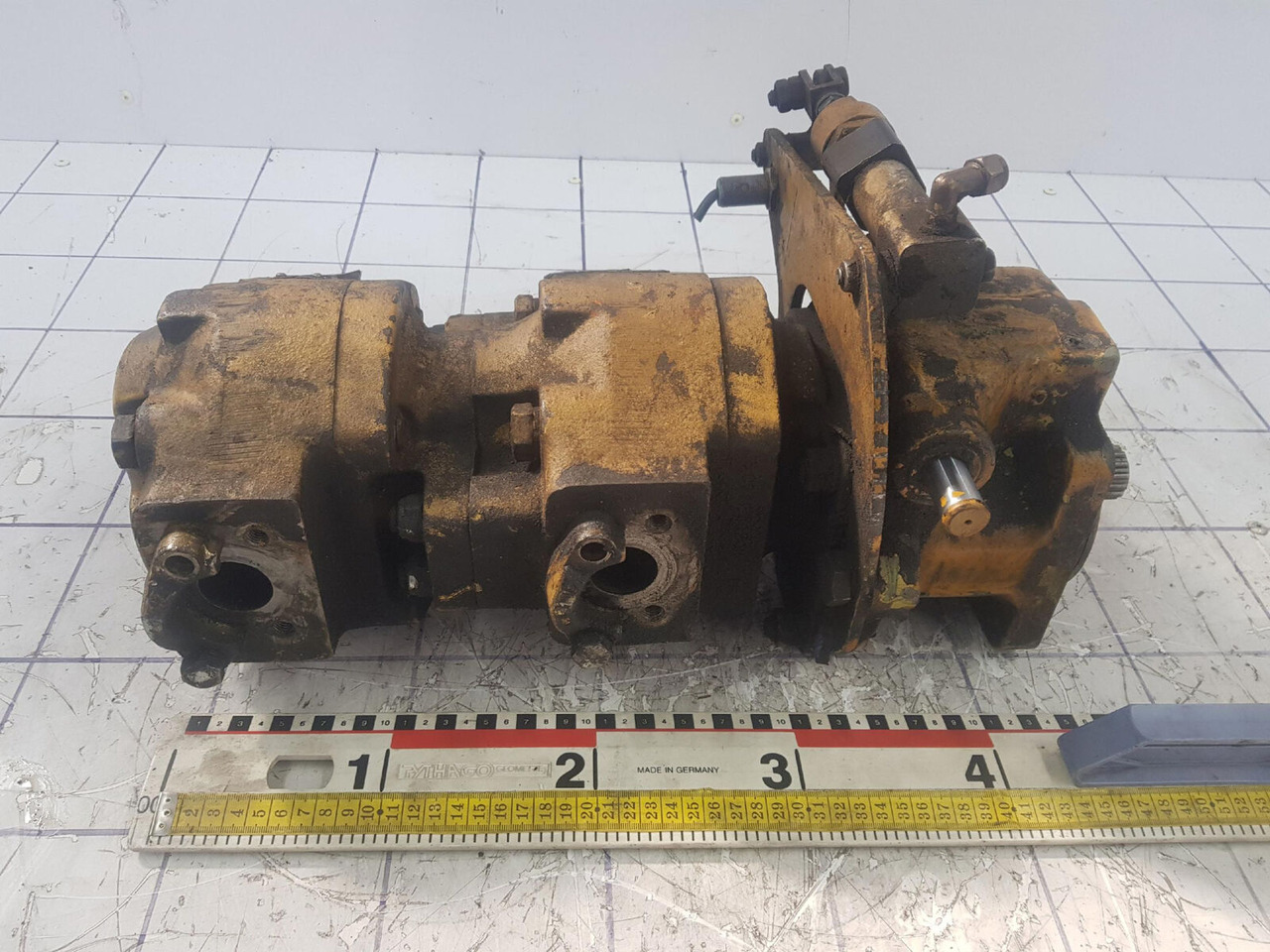 Hydraulipumppu - Ajoneuvonosturi Grove 880 ATT PTO and Gear pump: kuva Hydraulipumppu - Ajoneuvonosturi Grove 880 ATT PTO and Gear pump Hydraulipumppu - Ajoneuvonosturi Grove 880 ATT PTO and Gear pump: kuva Hydraulipumppu - Ajoneuvonosturi Grove 880 ATT PTO and Gear pump