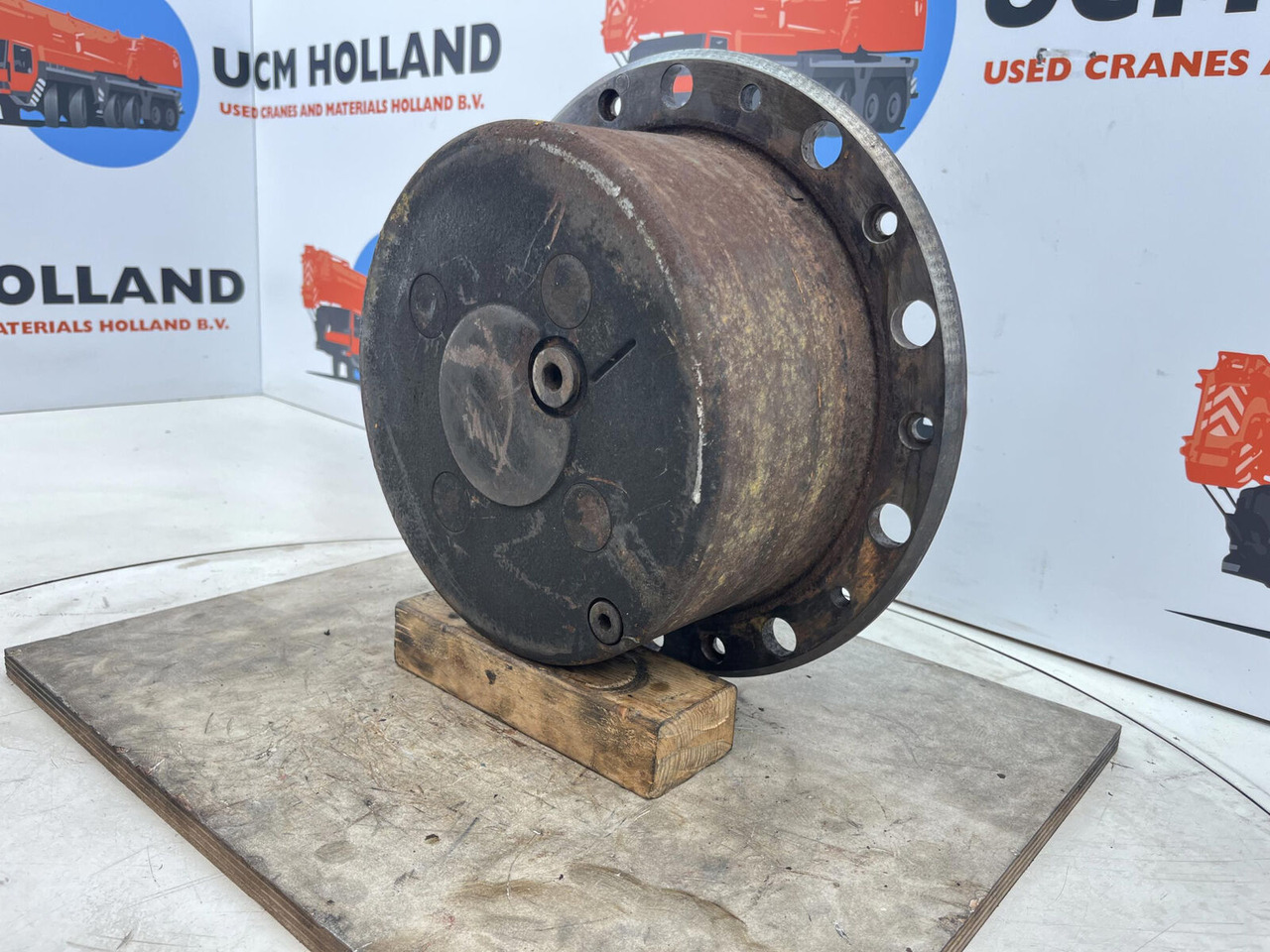 Grove AT 633 planetary gear 22-25-74-38-4pl-H137-46 - Vaihteisto - Ajoneuvonosturi: kuva Grove AT 633 planetary gear 22-25-74-38-4pl-H137-46 - Vaihteisto - Ajoneuvonosturi Grove AT 633 planetary gear 22-25-74-38-4pl-H137-46 - Vaihteisto - Ajoneuvonosturi: kuva Grove AT 633 planetary gear 22-25-74-38-4pl-H137-46 - Vaihteisto - Ajoneuvonosturi