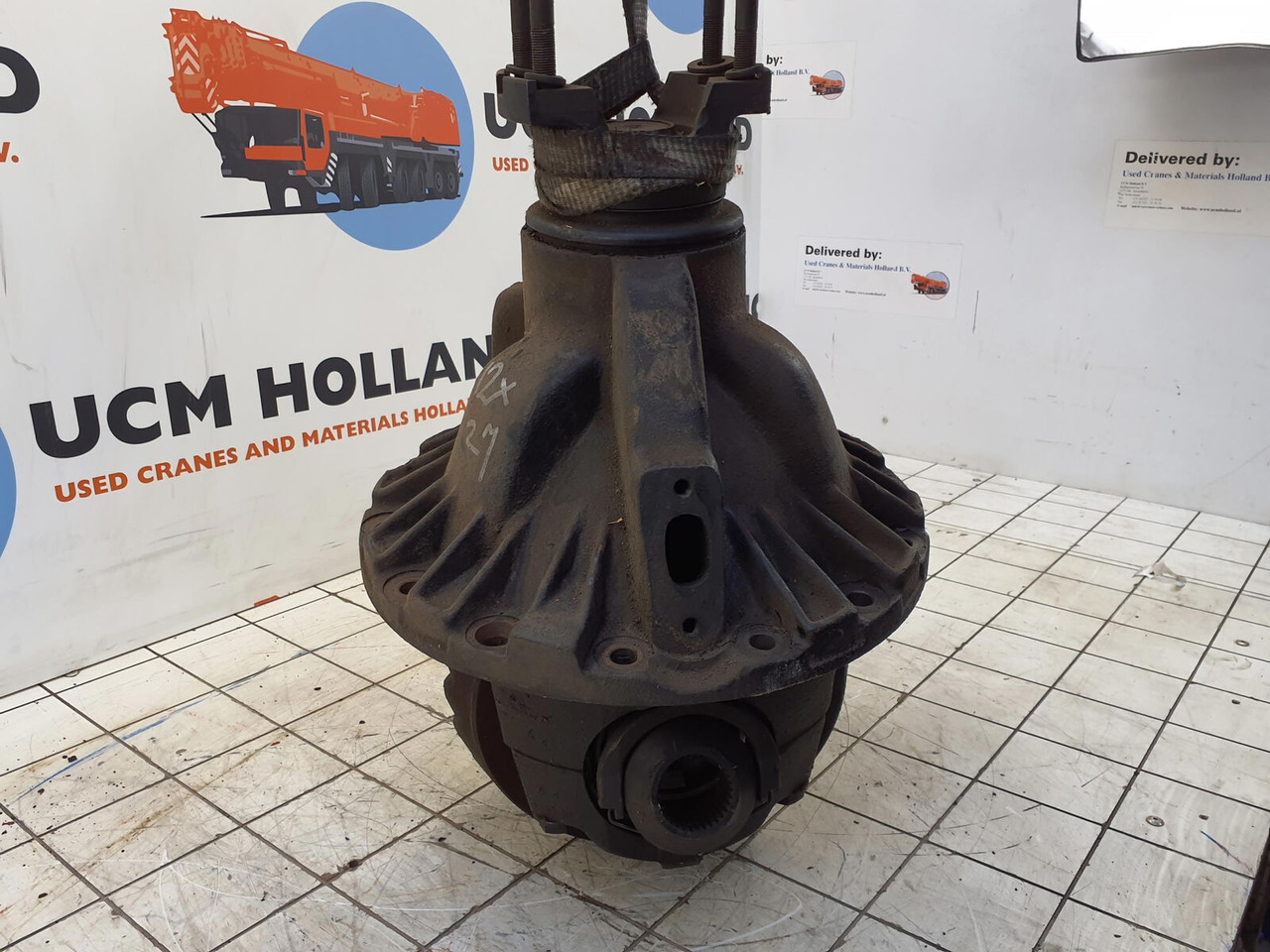 Grove AT 750 BE Differential 12x27 axle 3 - Differentiaali - Nosturi: kuva Grove AT 750 BE Differential 12x27 axle 3 - Differentiaali - Nosturi Grove AT 750 BE Differential 12x27 axle 3 - Differentiaali - Nosturi: kuva Grove AT 750 BE Differential 12x27 axle 3 - Differentiaali - Nosturi