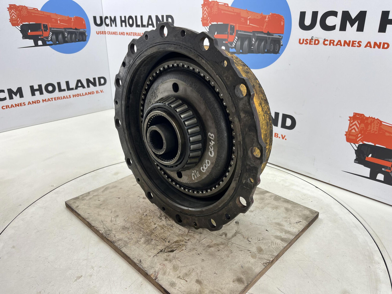 Grove GMK 2035 planetary gear 12-23-60-34-3pl-H135-46 - Ajomoottori - Ajoneuvonosturi: kuva Grove GMK 2035 planetary gear 12-23-60-34-3pl-H135-46 - Ajomoottori - Ajoneuvonosturi Grove GMK 2035 planetary gear 12-23-60-34-3pl-H135-46 - Ajomoottori - Ajoneuvonosturi: kuva Grove GMK 2035 planetary gear 12-23-60-34-3pl-H135-46 - Ajomoottori - Ajoneuvonosturi