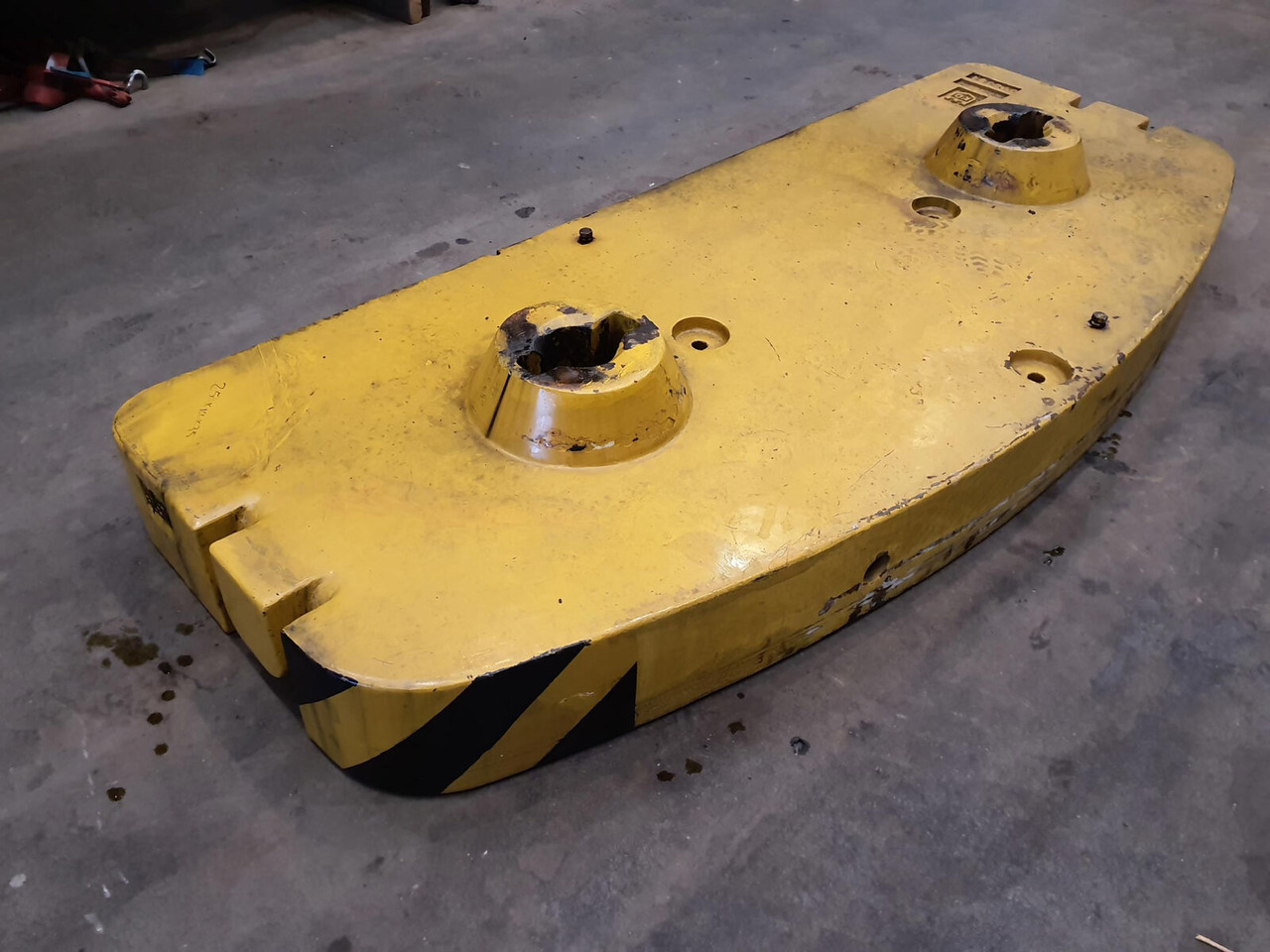Grove GMK 3050 counterweight 3,5 ton - Vastapaino - Ajoneuvonosturi: kuva Grove GMK 3050 counterweight 3,5 ton - Vastapaino - Ajoneuvonosturi Grove GMK 3050 counterweight 3,5 ton - Vastapaino - Ajoneuvonosturi: kuva Grove GMK 3050 counterweight 3,5 ton - Vastapaino - Ajoneuvonosturi