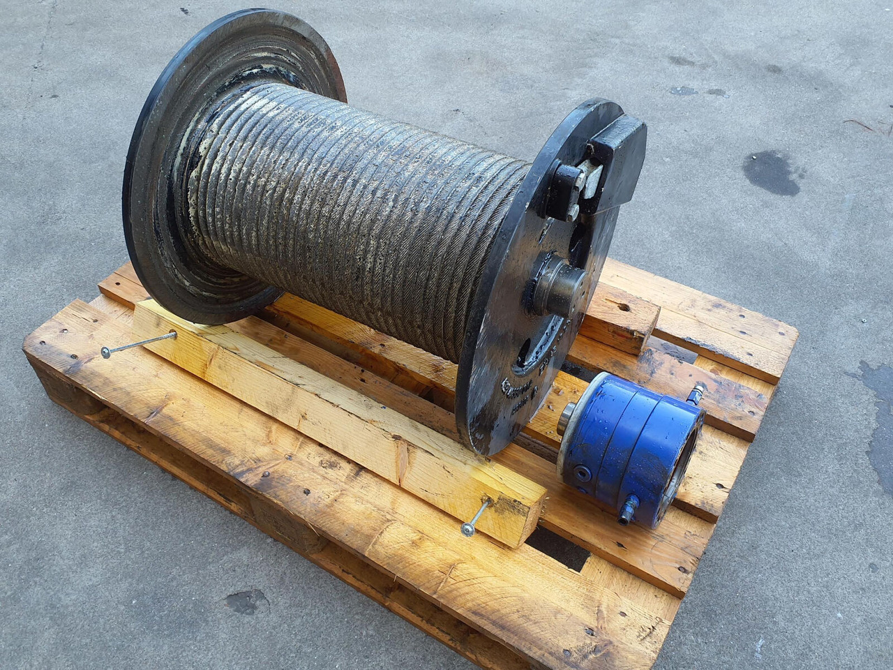 Grove GMK 4090 Main hoist - Vinssi - Nosturi: kuva Grove GMK 4090 Main hoist - Vinssi - Nosturi Grove GMK 4090 Main hoist - Vinssi - Nosturi: kuva Grove GMK 4090 Main hoist - Vinssi - Nosturi