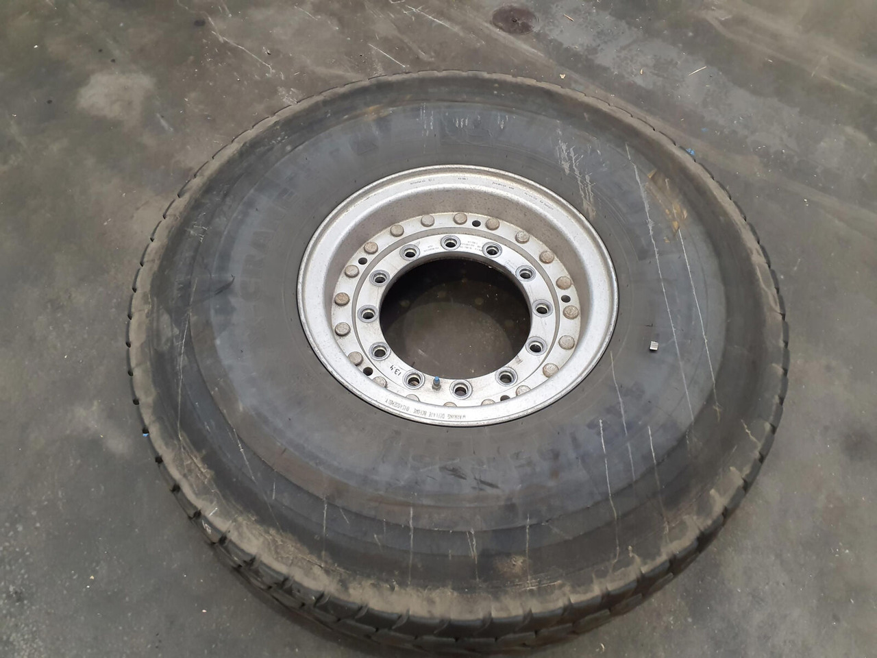 Grove Wheel 445/95R25 12 13.4 2p alu - Täydellinen pyörä - Nosturi: kuva Grove Wheel 445/95R25 12 13.4 2p alu - Täydellinen pyörä - Nosturi Grove Wheel 445/95R25 12 13.4 2p alu - Täydellinen pyörä - Nosturi: kuva Grove Wheel 445/95R25 12 13.4 2p alu - Täydellinen pyörä - Nosturi