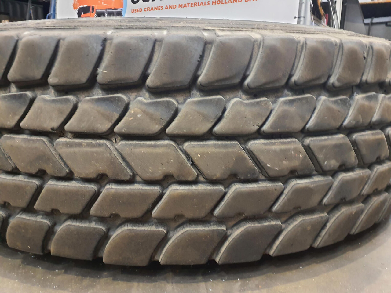 Grove Wheel 445/95R25 12 13.4 2p alu - Täydellinen pyörä - Nosturi: kuva Grove Wheel 445/95R25 12 13.4 2p alu - Täydellinen pyörä - Nosturi Grove Wheel 445/95R25 12 13.4 2p alu - Täydellinen pyörä - Nosturi: kuva Grove Wheel 445/95R25 12 13.4 2p alu - Täydellinen pyörä - Nosturi