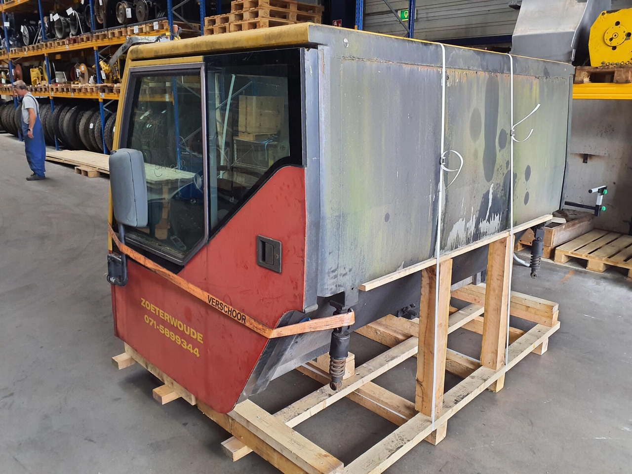 Liebherr LTM 1060-2 drivers cabin - Ohjaamo - Nosturi: kuva Liebherr LTM 1060-2 drivers cabin - Ohjaamo - Nosturi Liebherr LTM 1060-2 drivers cabin - Ohjaamo - Nosturi: kuva Liebherr LTM 1060-2 drivers cabin - Ohjaamo - Nosturi