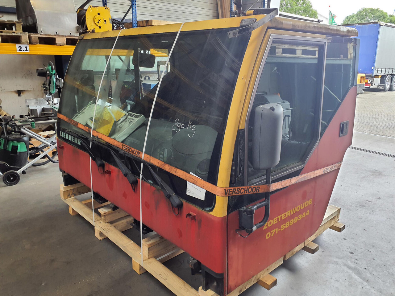 Liebherr LTM 1060-2 drivers cabin - Ohjaamo - Nosturi: kuva Liebherr LTM 1060-2 drivers cabin - Ohjaamo - Nosturi Liebherr LTM 1060-2 drivers cabin - Ohjaamo - Nosturi: kuva Liebherr LTM 1060-2 drivers cabin - Ohjaamo - Nosturi