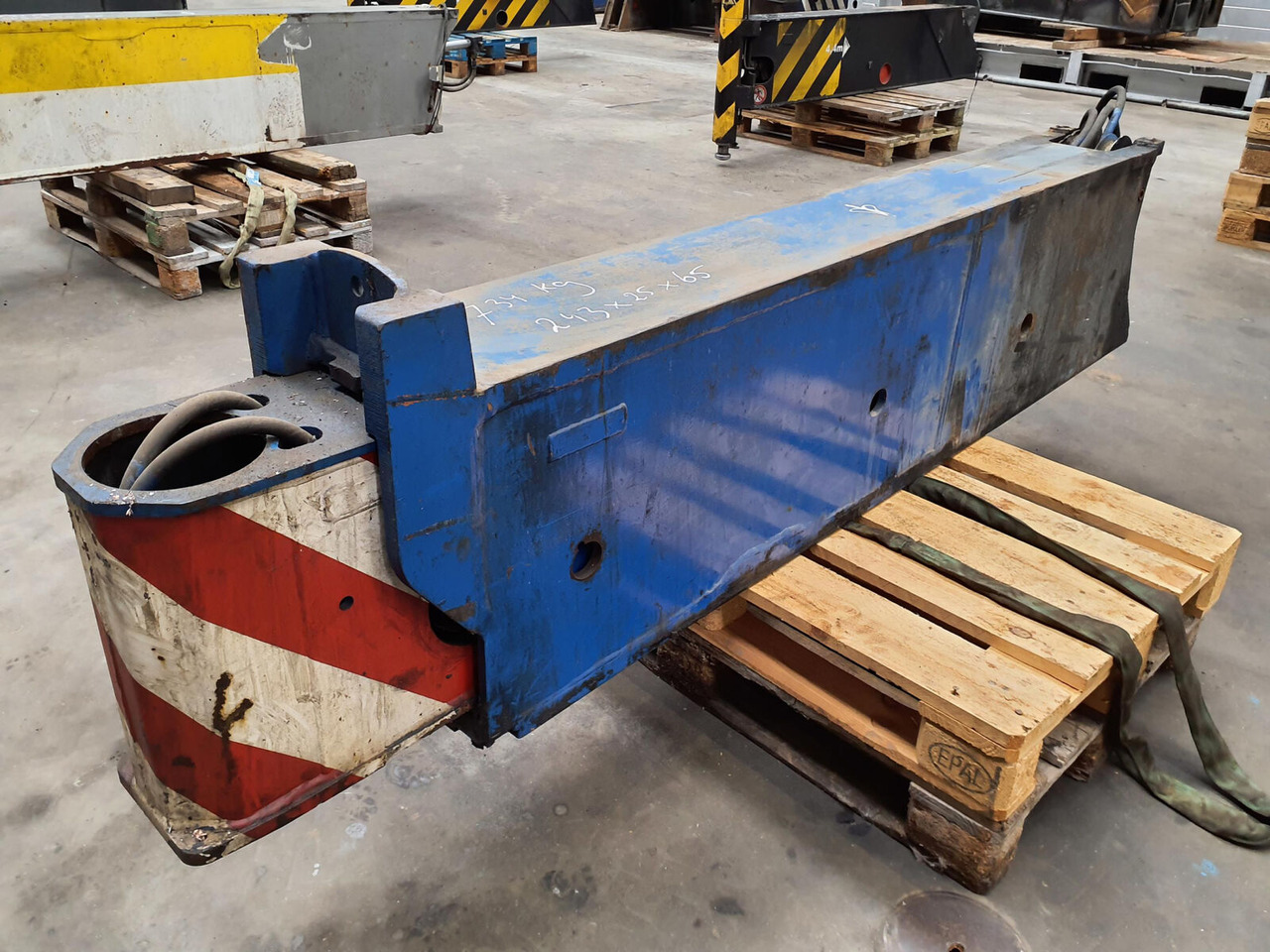 Liebherr LTM 1090-2 sliding beam with sliding cylinder - Ripustin - Ajoneuvonosturi: kuva Liebherr LTM 1090-2 sliding beam with sliding cylinder - Ripustin - Ajoneuvonosturi Liebherr LTM 1090-2 sliding beam with sliding cylinder - Ripustin - Ajoneuvonosturi: kuva Liebherr LTM 1090-2 sliding beam with sliding cylinder - Ripustin - Ajoneuvonosturi
