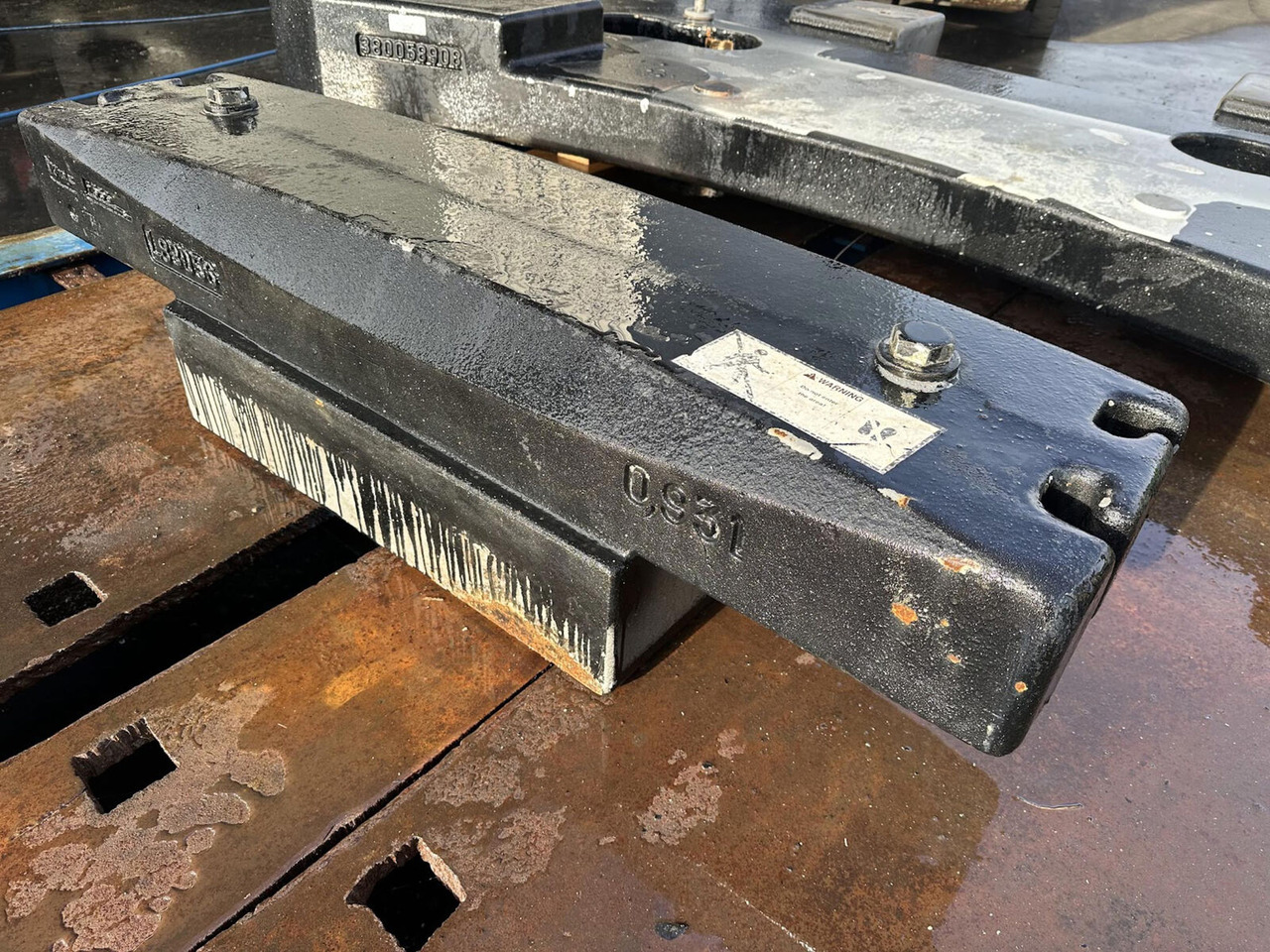 Liebherr LTM 1100-5.2 Counterweight 0,93 ton - Vastapaino - Ajoneuvonosturi: kuva Liebherr LTM 1100-5.2 Counterweight 0,93 ton - Vastapaino - Ajoneuvonosturi Liebherr LTM 1100-5.2 Counterweight 0,93 ton - Vastapaino - Ajoneuvonosturi: kuva Liebherr LTM 1100-5.2 Counterweight 0,93 ton - Vastapaino - Ajoneuvonosturi