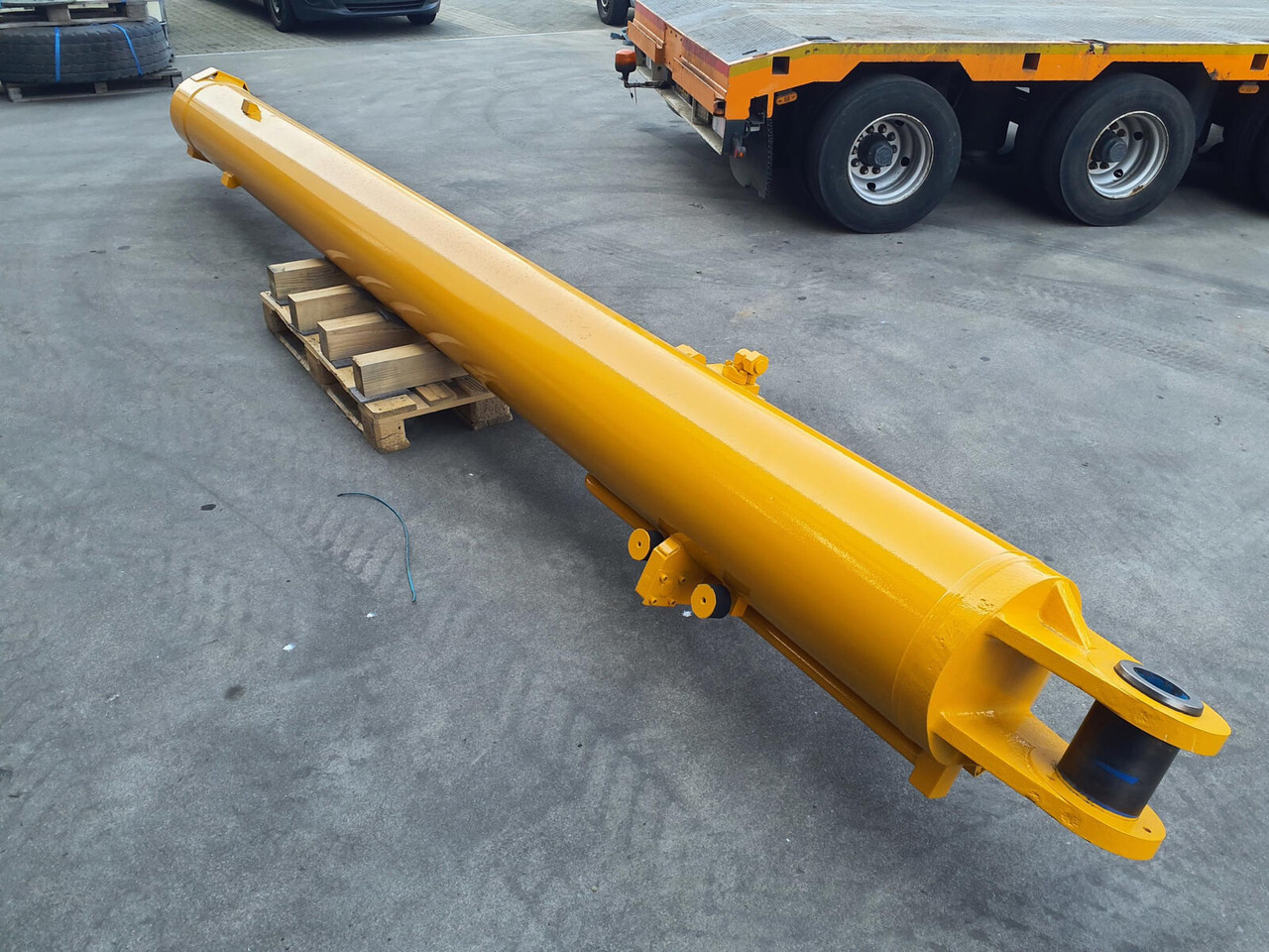 Liebherr LTM 1400-7.1 Boom cylinder left - Hydraulisylinteri - Ajoneuvonosturi: kuva Liebherr LTM 1400-7.1 Boom cylinder left - Hydraulisylinteri - Ajoneuvonosturi Liebherr LTM 1400-7.1 Boom cylinder left - Hydraulisylinteri - Ajoneuvonosturi: kuva Liebherr LTM 1400-7.1 Boom cylinder left - Hydraulisylinteri - Ajoneuvonosturi