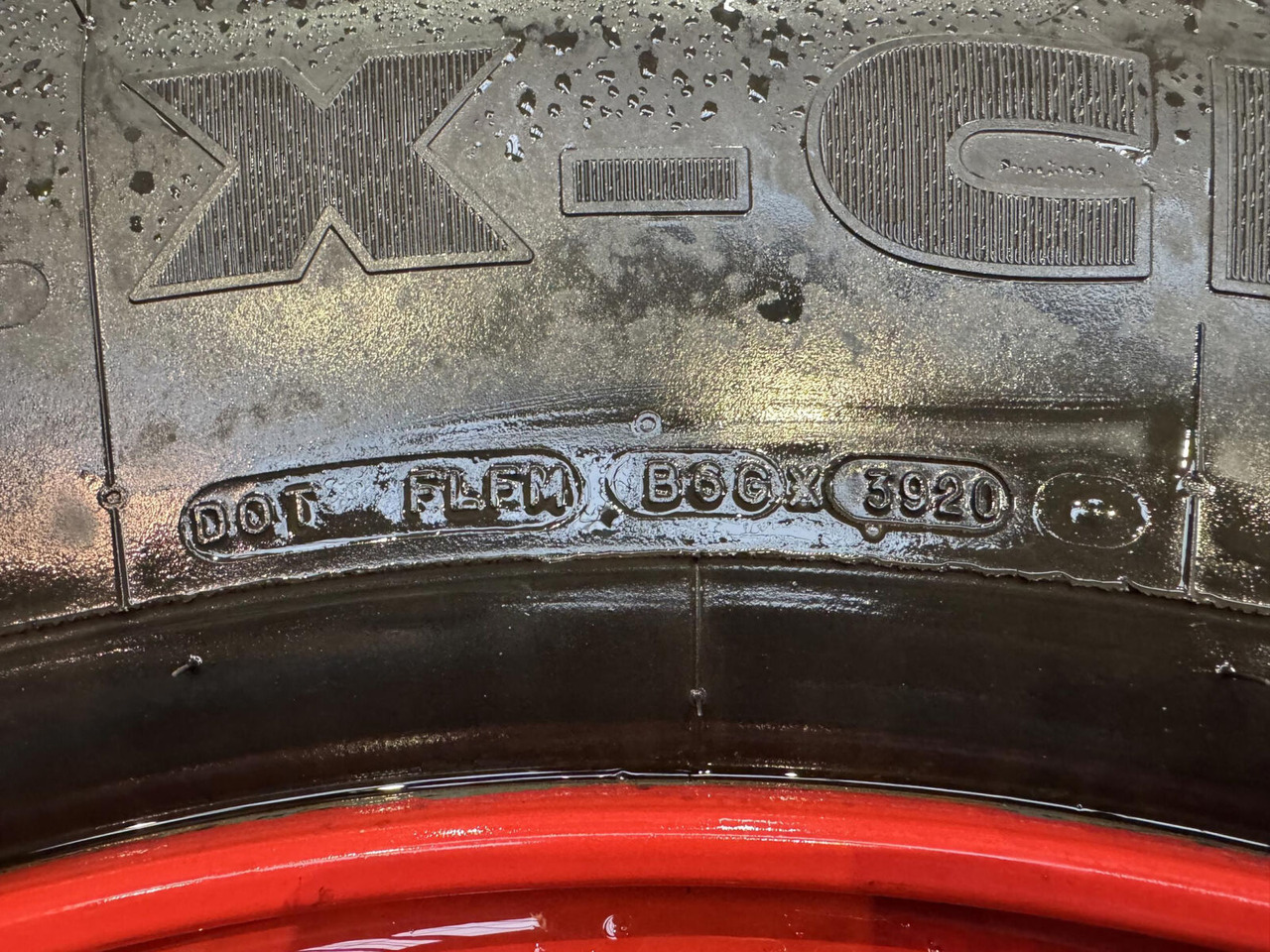 Liebherr Wheel 445/95R25 10 12 1p - Täydellinen pyörä - Nosturi: kuva Liebherr Wheel 445/95R25 10 12 1p - Täydellinen pyörä - Nosturi Liebherr Wheel 445/95R25 10 12 1p - Täydellinen pyörä - Nosturi: kuva Liebherr Wheel 445/95R25 10 12 1p - Täydellinen pyörä - Nosturi