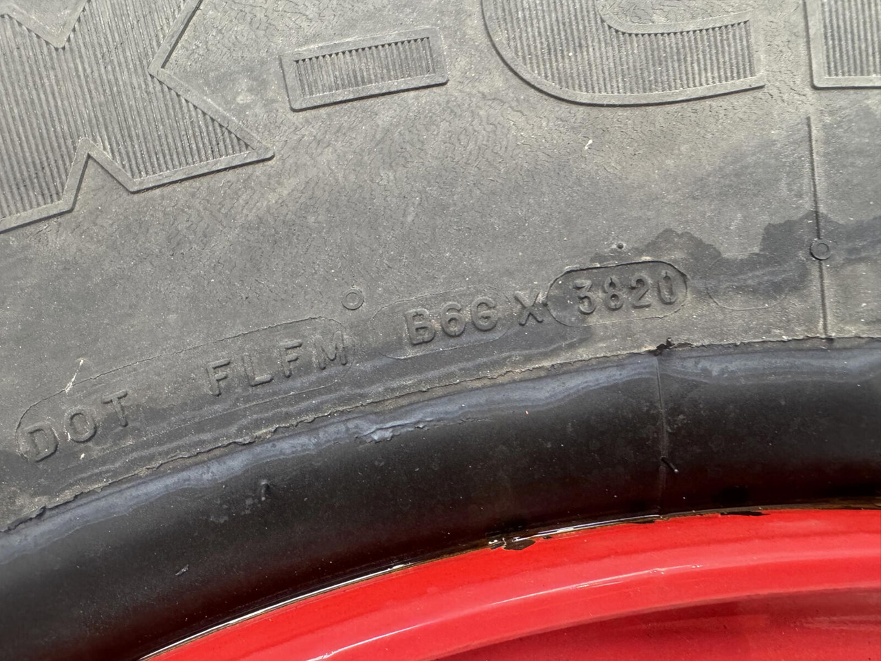 Liebherr Wheel 445/95R25 10 12 1p - Täydellinen pyörä - Nosturi: kuva Liebherr Wheel 445/95R25 10 12 1p - Täydellinen pyörä - Nosturi Liebherr Wheel 445/95R25 10 12 1p - Täydellinen pyörä - Nosturi: kuva Liebherr Wheel 445/95R25 10 12 1p - Täydellinen pyörä - Nosturi
