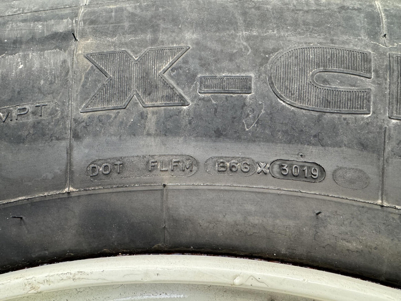 Michelin Wheel 445/95R25 10 12 1p - Täydellinen pyörä - Nosturi: kuva Michelin Wheel 445/95R25 10 12 1p - Täydellinen pyörä - Nosturi Michelin Wheel 445/95R25 10 12 1p - Täydellinen pyörä - Nosturi: kuva Michelin Wheel 445/95R25 10 12 1p - Täydellinen pyörä - Nosturi