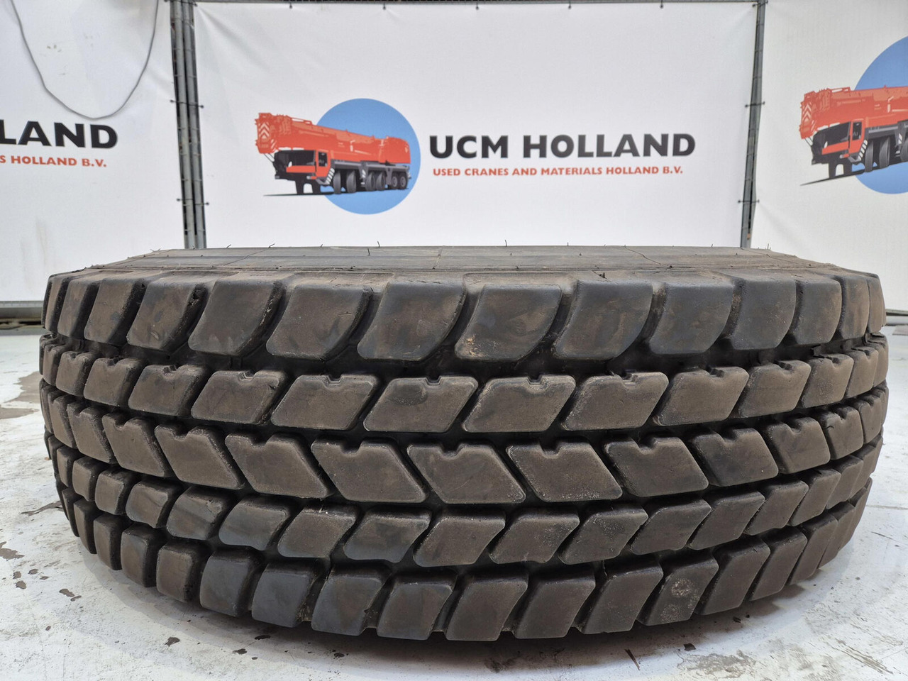Michelin Wheel 445/95R25 10 12 1p - Täydellinen pyörä - Nosturi: kuva Michelin Wheel 445/95R25 10 12 1p - Täydellinen pyörä - Nosturi Michelin Wheel 445/95R25 10 12 1p - Täydellinen pyörä - Nosturi: kuva Michelin Wheel 445/95R25 10 12 1p - Täydellinen pyörä - Nosturi
