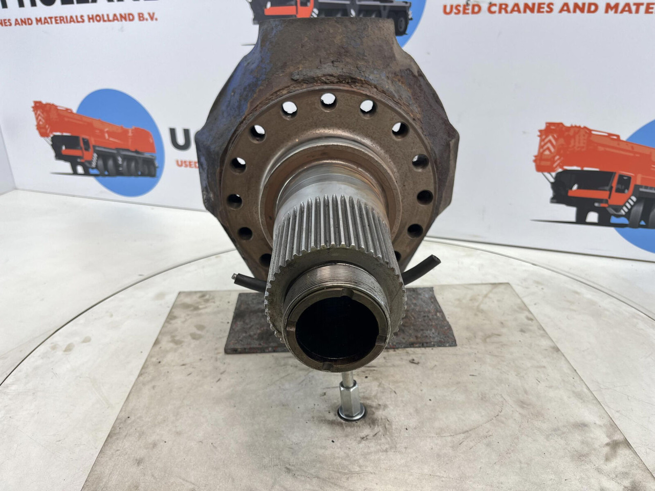 Terex AC 155, AC 205 Steering knuckle 16 holes - Olka-akseli - Ajoneuvonosturi: kuva Terex AC 155, AC 205 Steering knuckle 16 holes - Olka-akseli - Ajoneuvonosturi Terex AC 155, AC 205 Steering knuckle 16 holes - Olka-akseli - Ajoneuvonosturi: kuva Terex AC 155, AC 205 Steering knuckle 16 holes - Olka-akseli - Ajoneuvonosturi