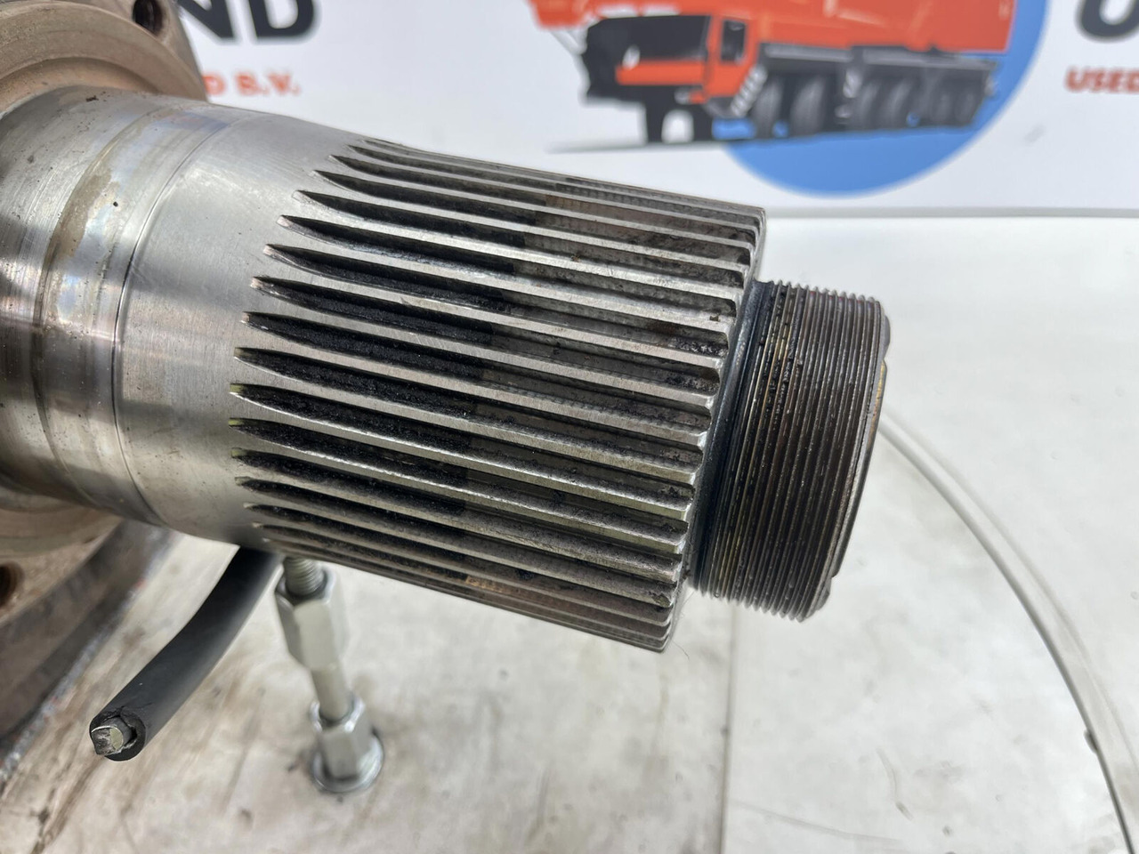 Olka-akseli - Ajoneuvonosturi Terex AC 155 steering knuckle 16 holes axle 3: kuva Olka-akseli - Ajoneuvonosturi Terex AC 155 steering knuckle 16 holes axle 3