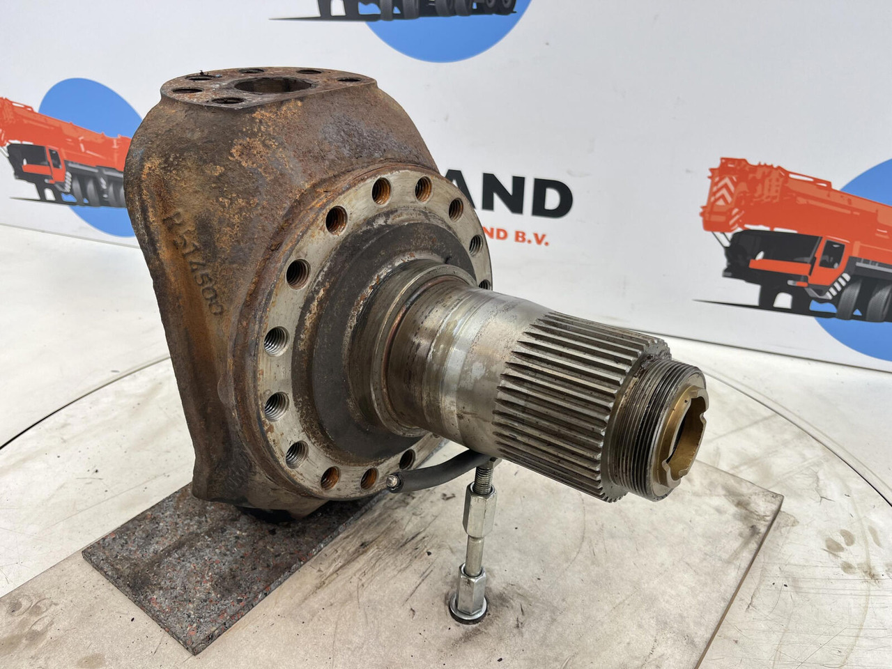 Terex AC 25 Steering knuckle 16 holes axle 2 - Olka-akseli - Ajoneuvonosturi: kuva Terex AC 25 Steering knuckle 16 holes axle 2 - Olka-akseli - Ajoneuvonosturi Terex AC 25 Steering knuckle 16 holes axle 2 - Olka-akseli - Ajoneuvonosturi: kuva Terex AC 25 Steering knuckle 16 holes axle 2 - Olka-akseli - Ajoneuvonosturi