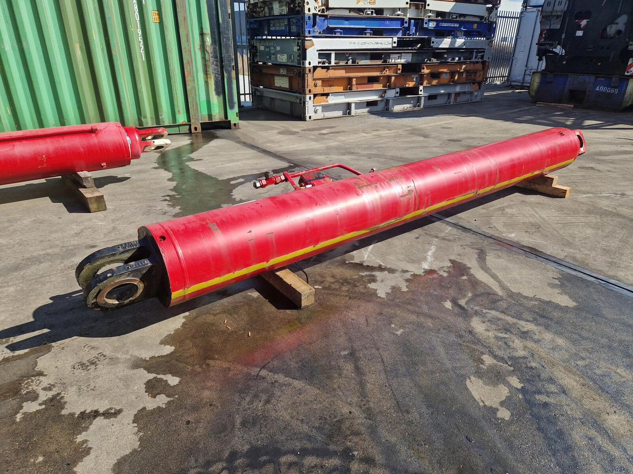 Terex AC 700 LUFFING CYLINDER right - Hydraulisylinteri - Ajoneuvonosturi: kuva Terex AC 700 LUFFING CYLINDER right - Hydraulisylinteri - Ajoneuvonosturi Terex AC 700 LUFFING CYLINDER right - Hydraulisylinteri - Ajoneuvonosturi: kuva Terex AC 700 LUFFING CYLINDER right - Hydraulisylinteri - Ajoneuvonosturi