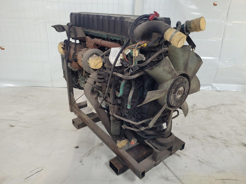 Volvo Volvo D12 - Moottori - Nosturi: kuva Volvo Volvo D12 - Moottori - Nosturi Volvo Volvo D12 - Moottori - Nosturi: kuva Volvo Volvo D12 - Moottori - Nosturi