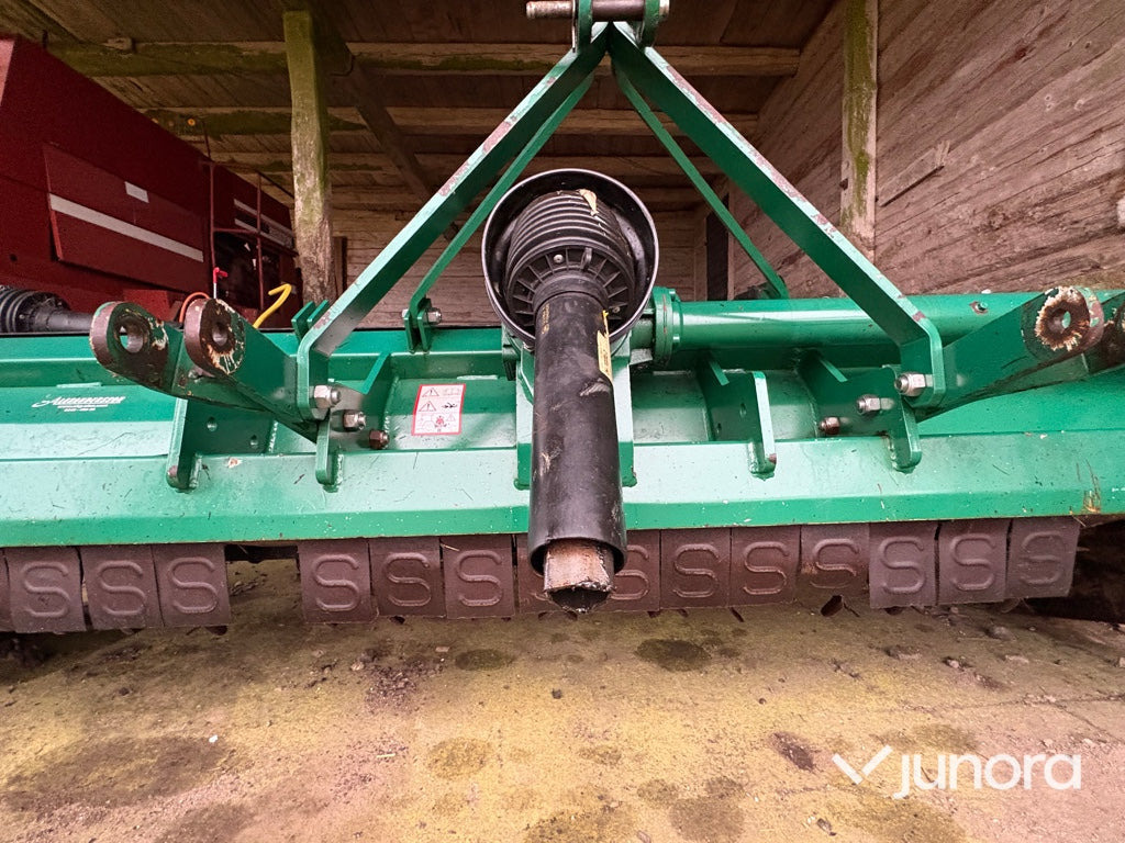 Betesputs - Sovema FC 250 - Kesantomurskain: kuva Betesputs - Sovema FC 250 - Kesantomurskain Betesputs - Sovema FC 250 - Kesantomurskain: kuva Betesputs - Sovema FC 250 - Kesantomurskain