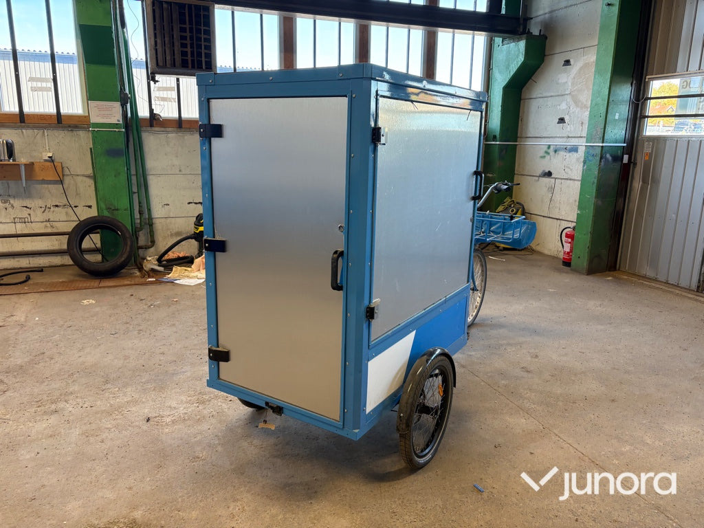 Elcykel Monark Cargo Centro - Moottoripyörä: kuva Elcykel Monark Cargo Centro - Moottoripyörä Elcykel Monark Cargo Centro - Moottoripyörä: kuva Elcykel Monark Cargo Centro - Moottoripyörä