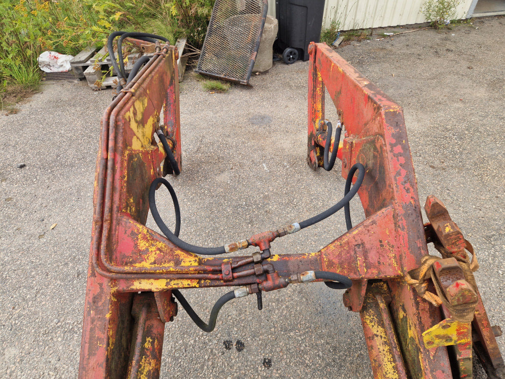 Frontlastare Trima Ilsbo 1200 - Traktori - etukuormain: kuva Frontlastare Trima Ilsbo 1200 - Traktori - etukuormain Frontlastare Trima Ilsbo 1200 - Traktori - etukuormain: kuva Frontlastare Trima Ilsbo 1200 - Traktori - etukuormain
