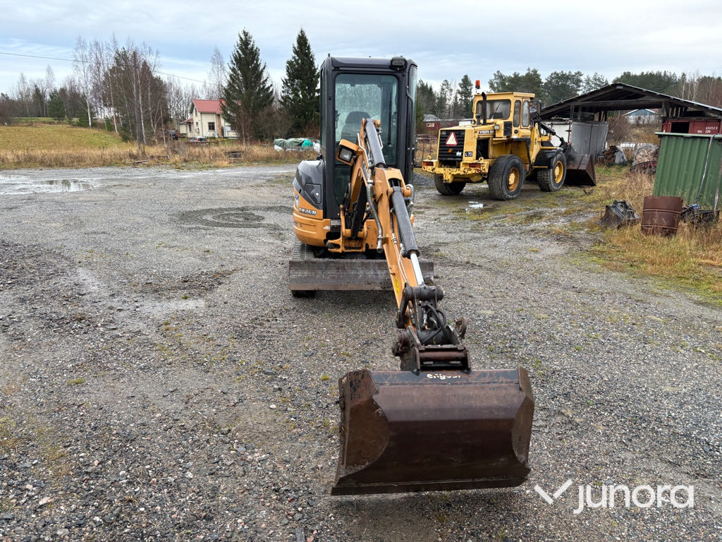 Grävmaskin - Case cx26B - Minikuormaaja: kuva Grävmaskin - Case cx26B - Minikuormaaja Grävmaskin - Case cx26B - Minikuormaaja: kuva Grävmaskin - Case cx26B - Minikuormaaja