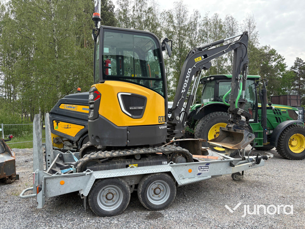 Grävmaskin Volvo ECR25D Electric - Minikuormaaja: kuva Grävmaskin Volvo ECR25D Electric - Minikuormaaja Grävmaskin Volvo ECR25D Electric - Minikuormaaja: kuva Grävmaskin Volvo ECR25D Electric - Minikuormaaja